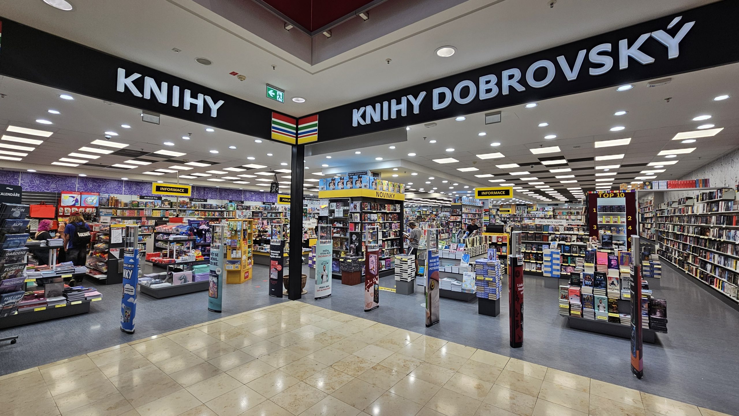 Vlajková prodejna Knihy Dobrovský v České republice